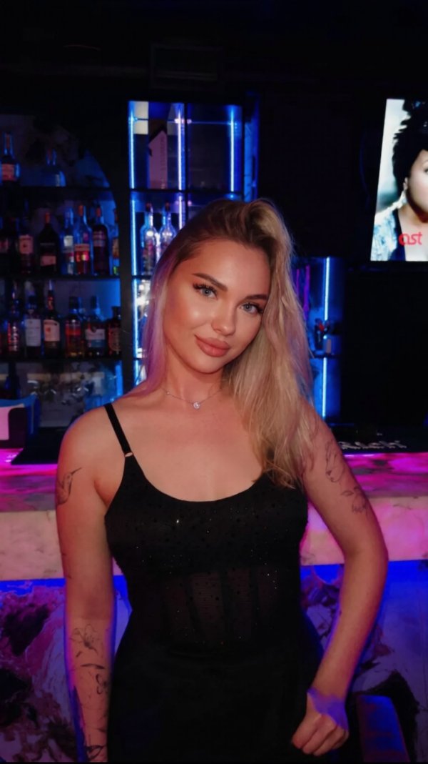 eef3f257-567e-4059-ba18-bf9bb3b16f2d_0.jpg